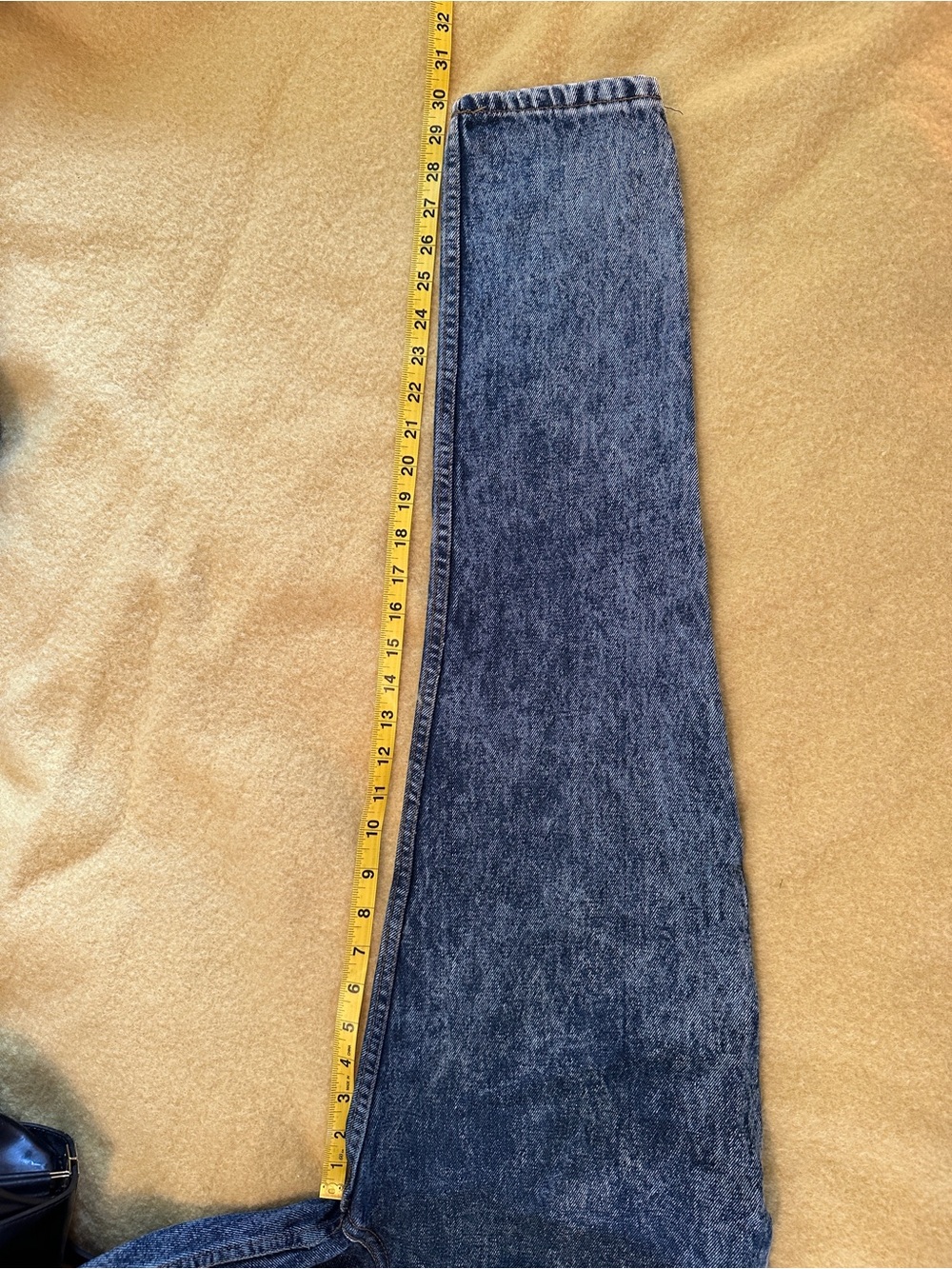 Guess by Marciano women’s Acid Wash Relaxed Jeans - Blue - Picture 10 of 10